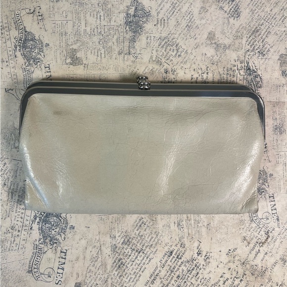 HOBO Lauren clutch wallet tan leather vintage - Picture 1 of 14